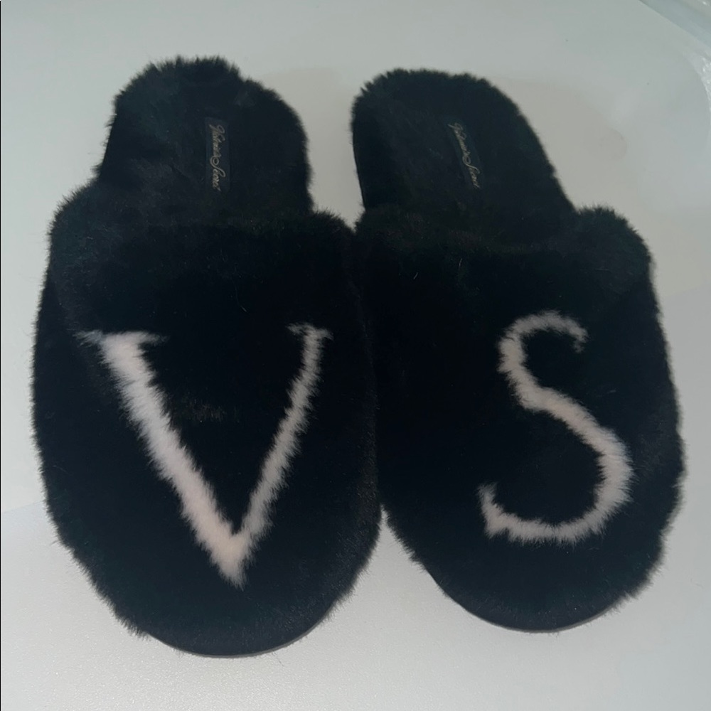 Victoria's Secret Black and Fair Pink Fuzzy Slippers